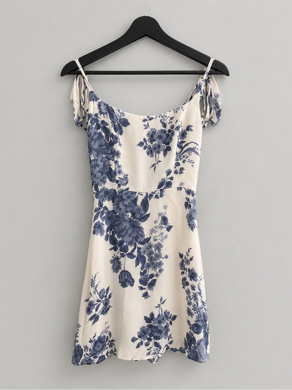 Reformation Mini Dress Viscose Floral Tie Strap Size 2 Summer Bodice - Picture 3 of 11